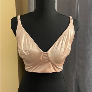 Tell Tale Light Pink Reversible Bralette
Size Large